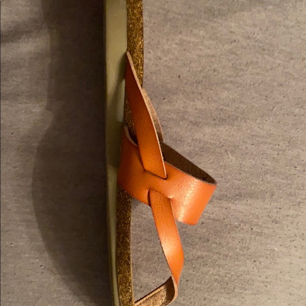 sandals - Picture 2 of 3